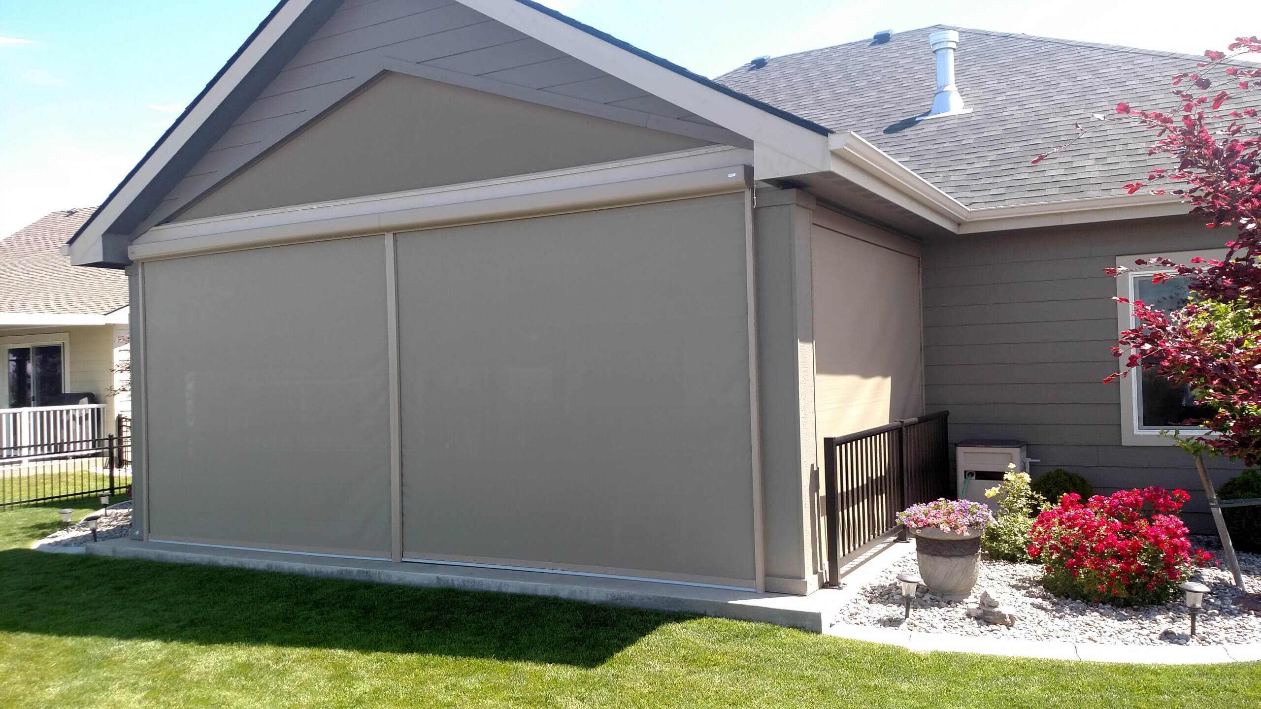 E-Zip Side Retention Exterior Screen