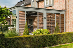 Renson Algarve pergola with side screens